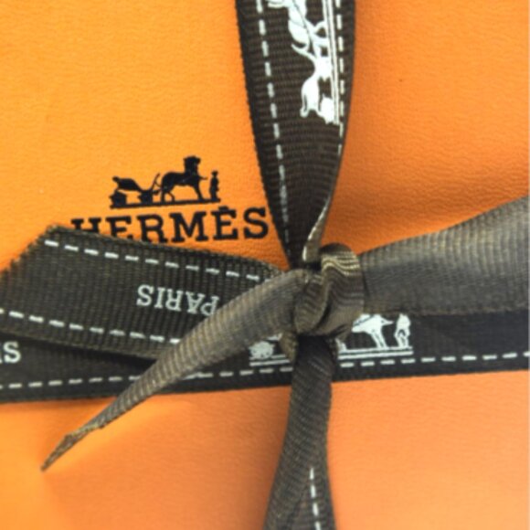 New Hermes Clic H PINK Enamel Silver Bracelet, Box, Shop Bag, Pouch, Receipt - Picture 4 of 7